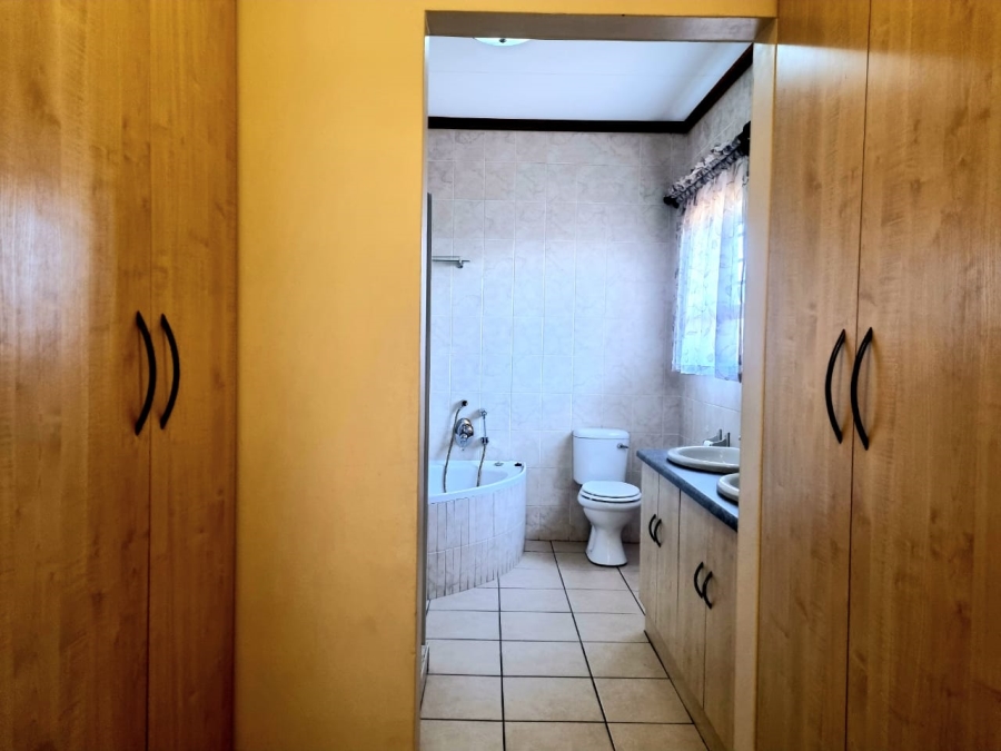 3 Bedroom Property for Sale in Hillcrest Northern Cape